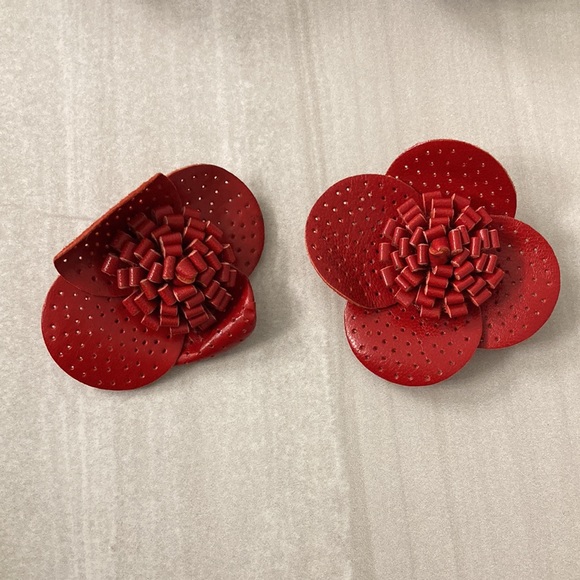 5/$100 🎀 Shoe bows - Picture 2 of 3